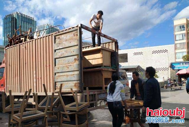 昆明黃土坡附近搬家公司市場(chǎng)搬遷.jpg 昆明黃土坡附近搬家公司市場(chǎng)搬遷.jpg